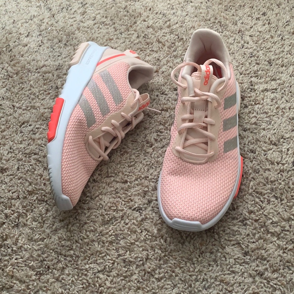 Adidas - Picture 2 of 5